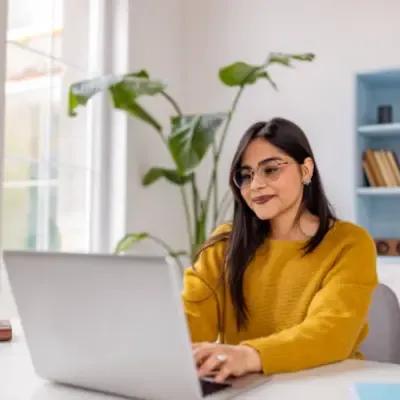 Amity Online How Academic Excellence Opens Doors to Scholarships at Amity Online