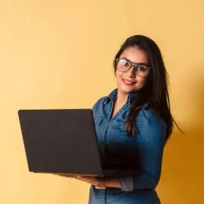 Amity Online Why Students Prefer B.Com at Amity Online for a Career in Finance & Accounting